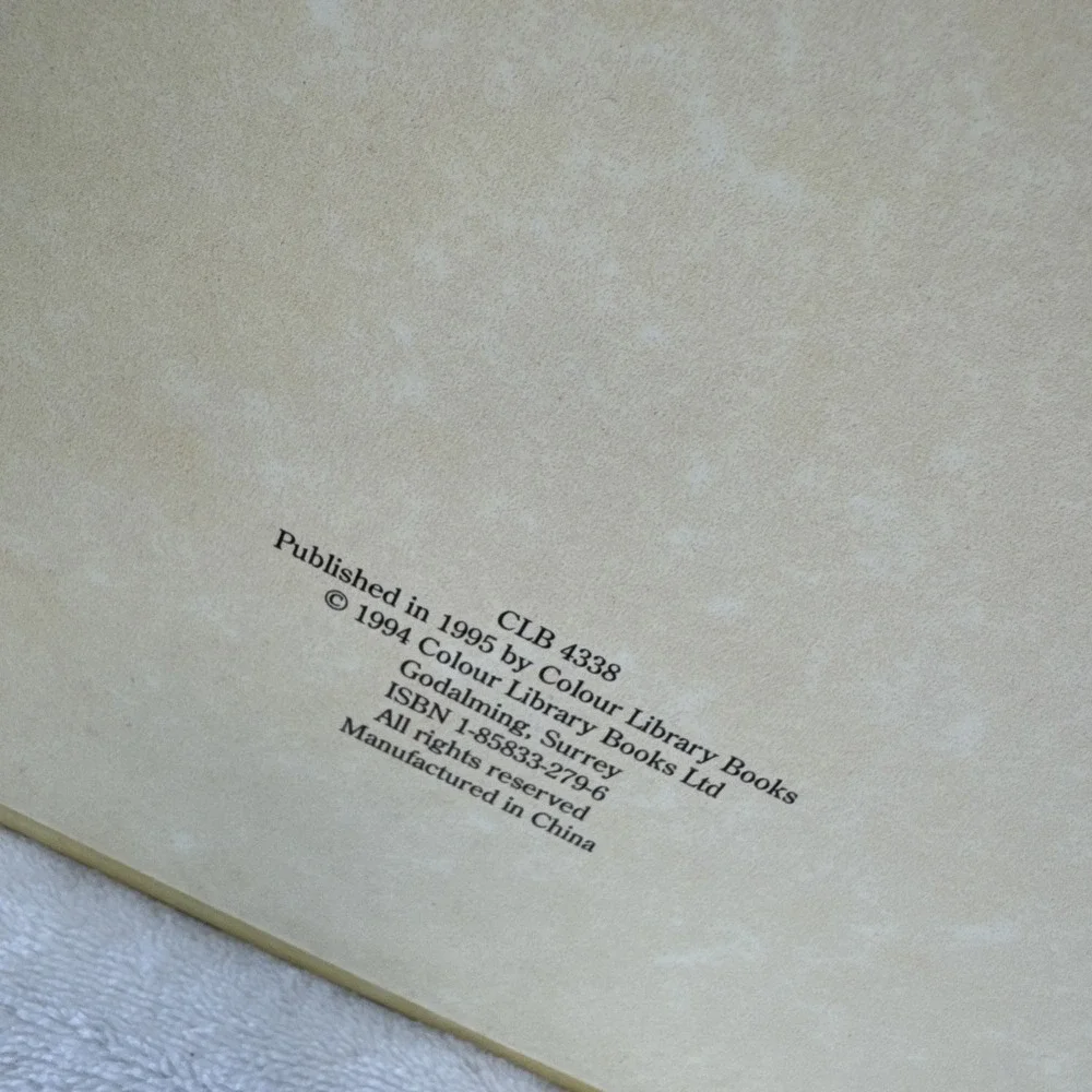 The Victorian Photo Album Hard Back - Holds 47‎ photos (Genealogy, Family Tree)